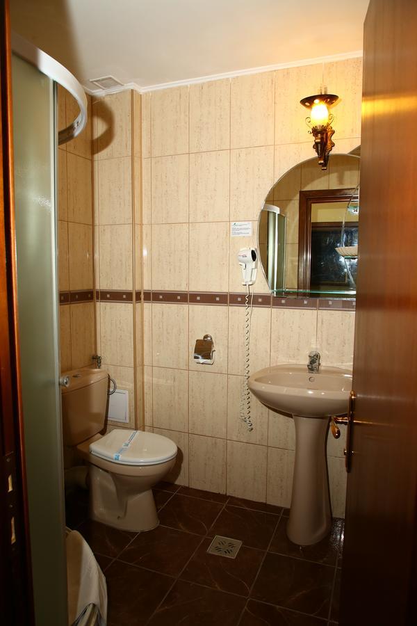 Voila Inn Констанца Экстерьер фото